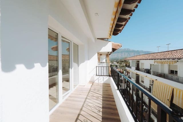 4 bedroom Penthouse for sale in Altea - € 299,000 (Ref: 9747888)