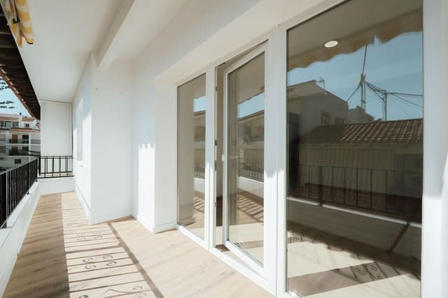 4 bedroom Penthouse for sale in Altea - € 299,000 (Ref: 9747888)