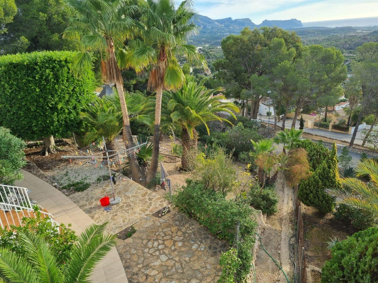 3 soveværelse Villa til salg i La Nucia med swimmingpool - € 788.000 (Ref: 9747889)