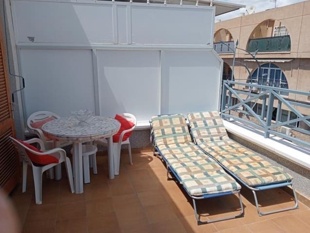 1 chambre Penthouse à vendre à Avenida Habaneras - Curva de Palangre, Torrevieja - 125 000 € (Ref: 9747890)