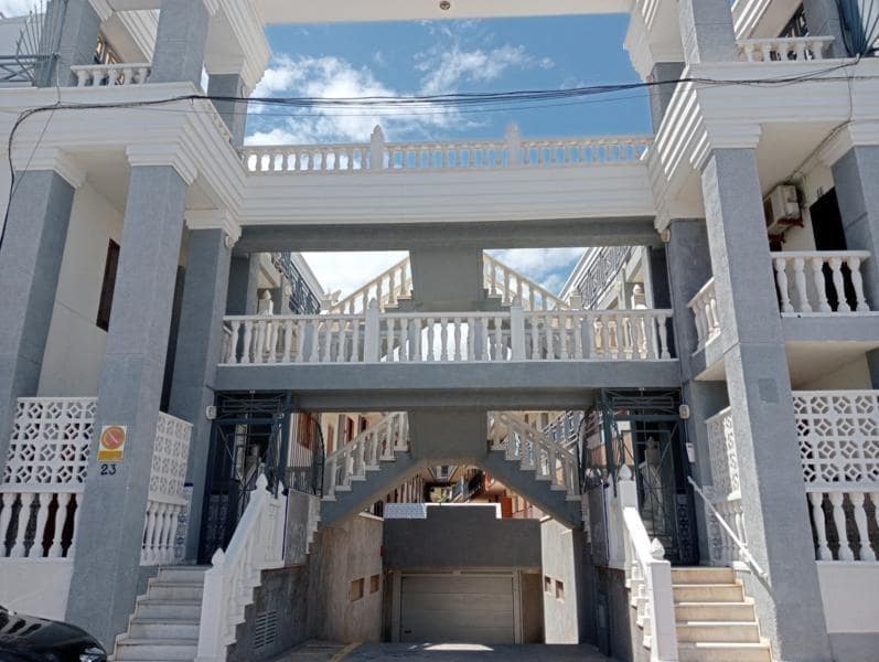 1 chambre Penthouse à vendre à Torrevieja - 125 000 € (Ref: 9747890)