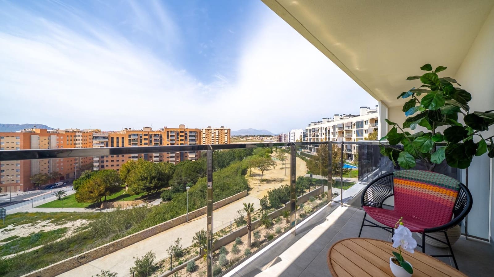 3 quarto Apartamento para venda em Alicante cidade com garagem - 387 000 € (Ref: 9755677)