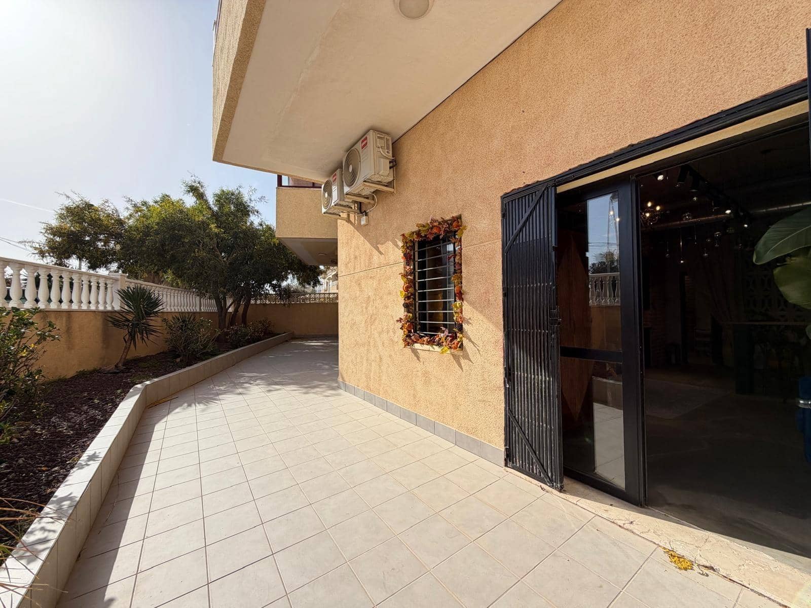 1 bedroom Commercial for sale in Cabo Cervera - € 155,000 (Ref: 9755678)
