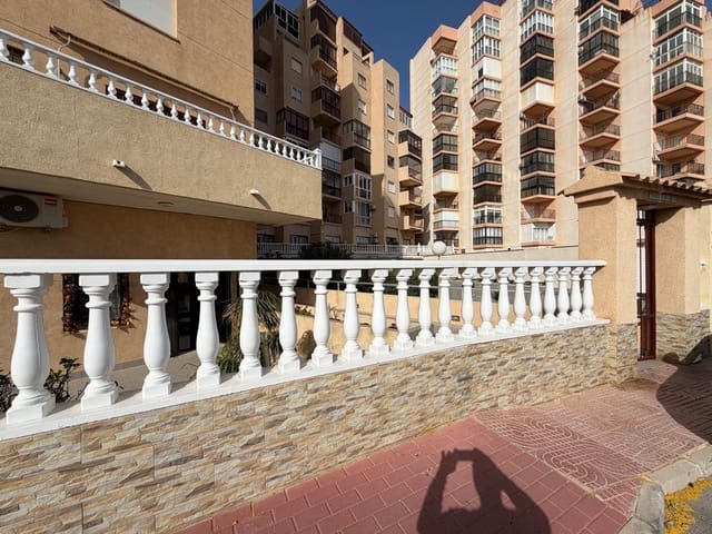 1 soverom Kommersiell til salgs i Cabo Cervera, Torrevieja - € 155 000 (Ref: 9755678)