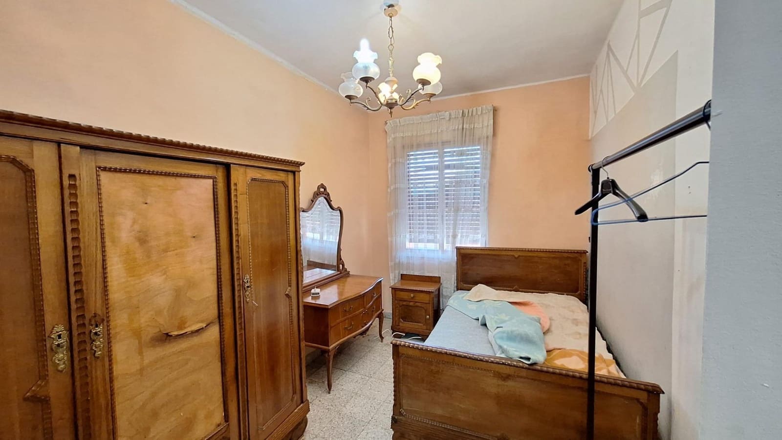 3 soveværelse Lejlighed til salg i Mieres - € 32.000 (Ref: 9755683)