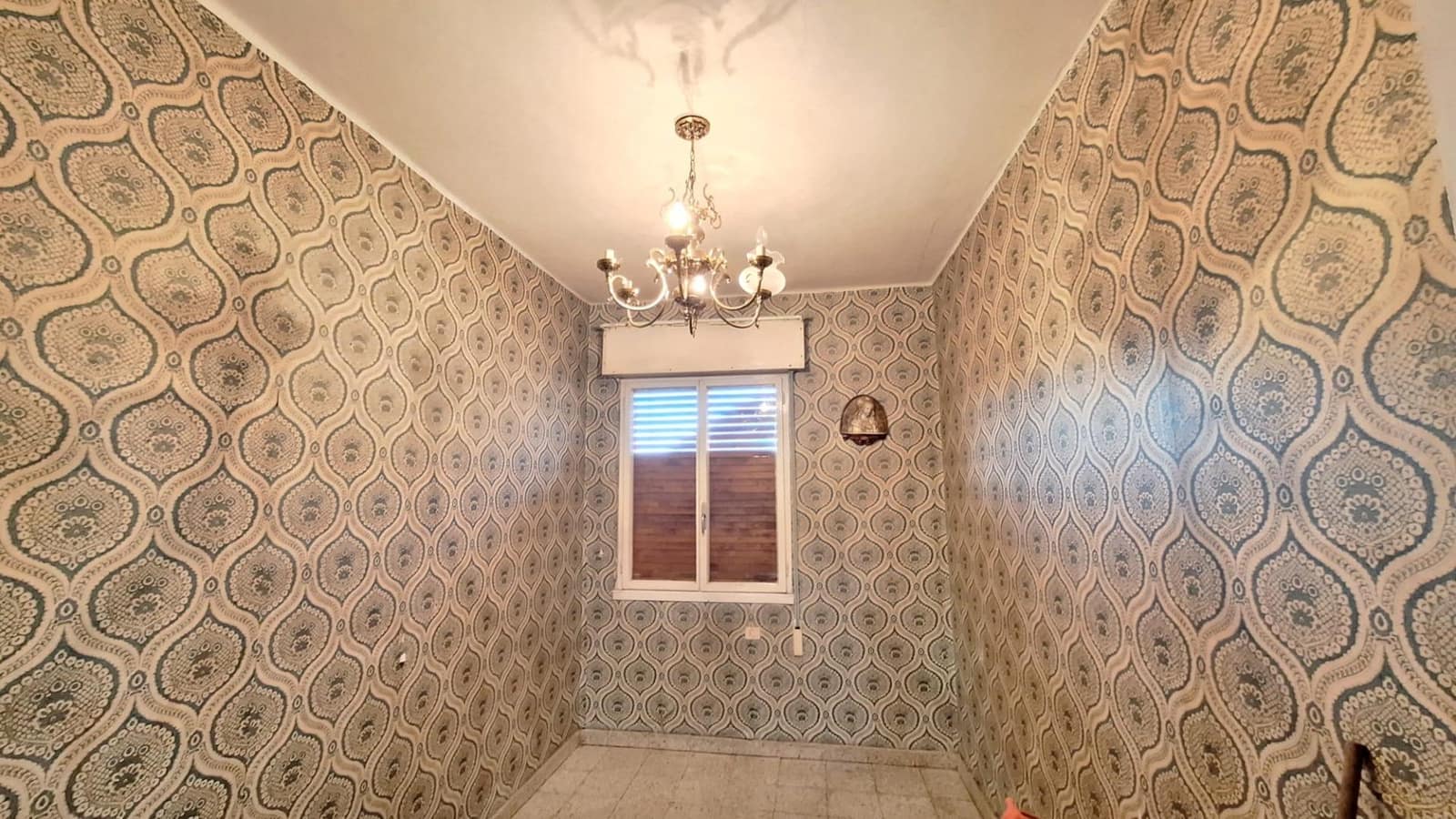 3 soveværelse Lejlighed til salg i Mieres - € 32.000 (Ref: 9755683)