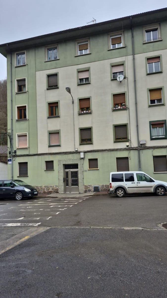 2 soveværelse Lejlighed til salg i Mieres - € 42.000 (Ref: 9755684)