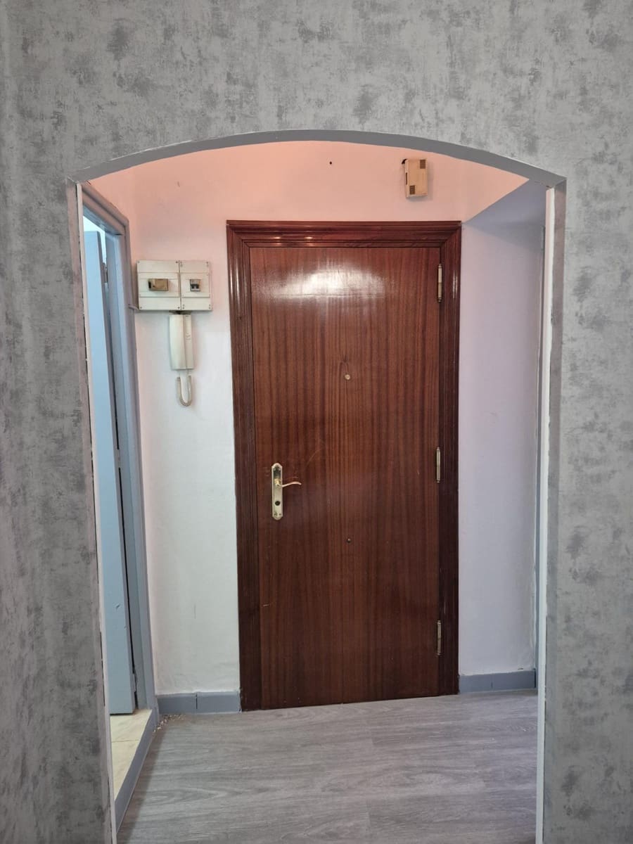 2 soveværelse Lejlighed til salg i Mieres - € 42.000 (Ref: 9755684)