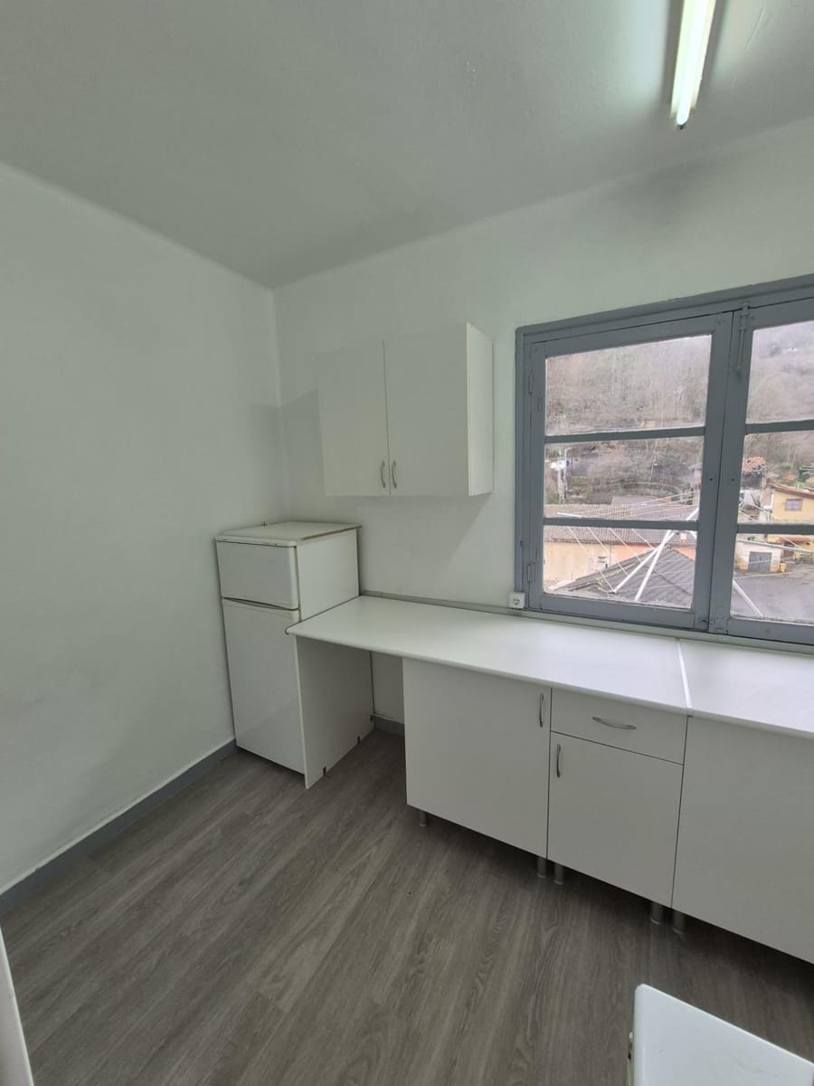 2 soveværelse Lejlighed til salg i Mieres - € 42.000 (Ref: 9755684)