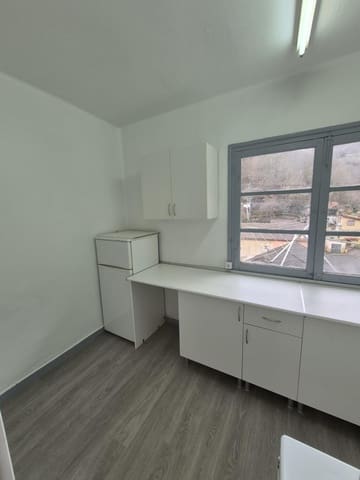 2 soveværelse Lejlighed til salg i Mieres - € 42.000 (Ref: 9755684)