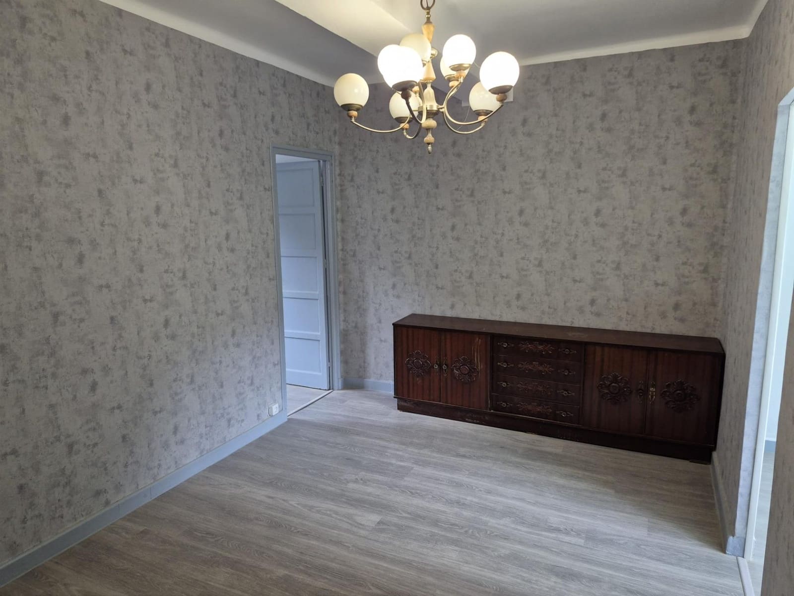 2 soveværelse Lejlighed til salg i Mieres - € 42.000 (Ref: 9755684)