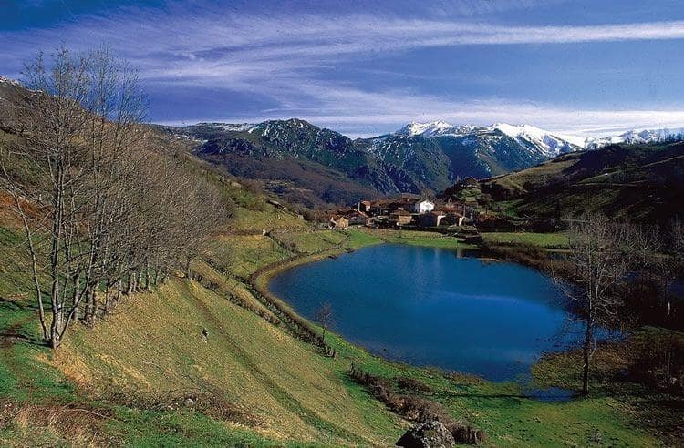 Finca/Casa di Campagna in vendita in Teverga - 80.000 € (Rif: 9755686)