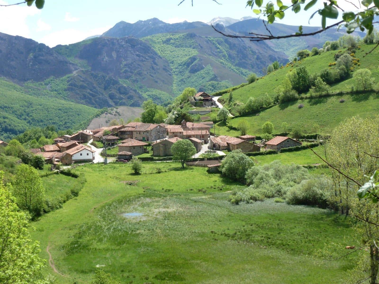 Finca/Casa di Campagna in vendita in Teverga - 80.000 € (Rif: 9755686)