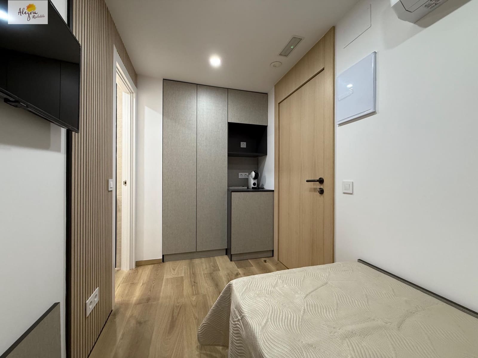 5 sypialnia Pensjonat na sprzedaż w Miasto Alicante / Alacant - 850 000 € (Ref: 9758967)