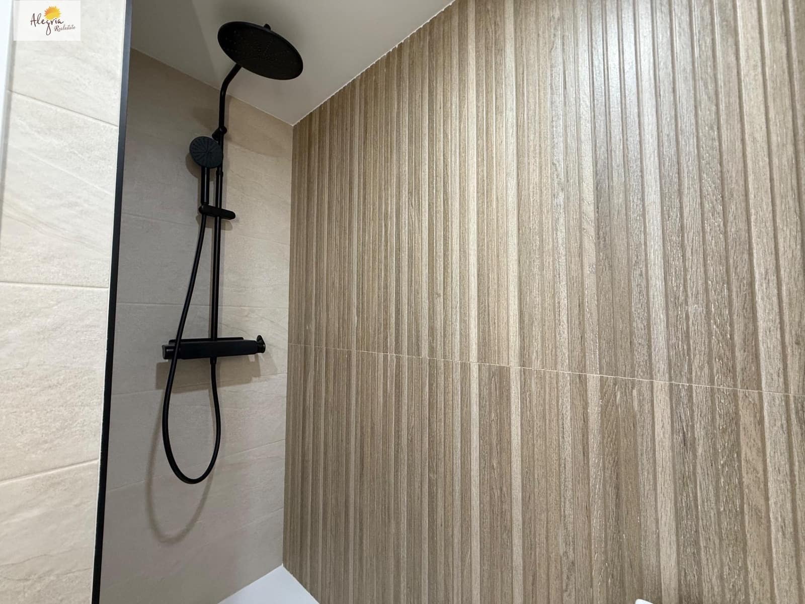 5 sypialnia Pensjonat na sprzedaż w Miasto Alicante / Alacant - 850 000 € (Ref: 9758967)