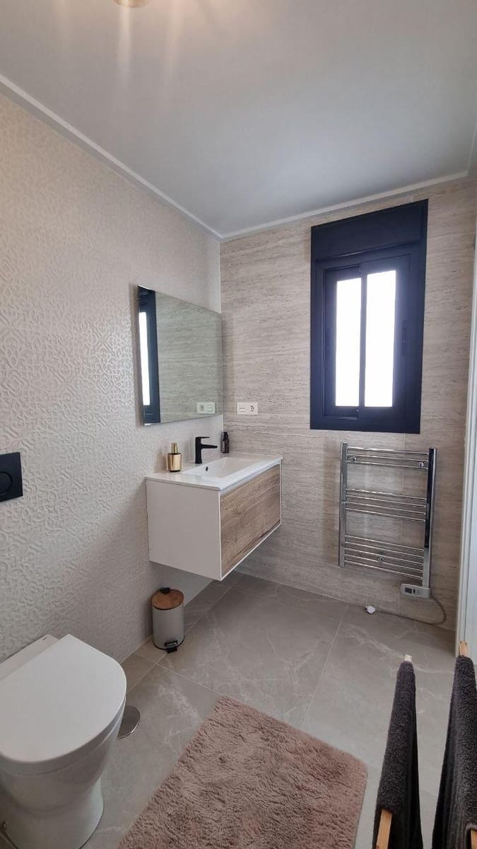 2 chambre Penthouse à vendre à Torrevieja avec piscine - 341 000 € (Ref: 9758969)