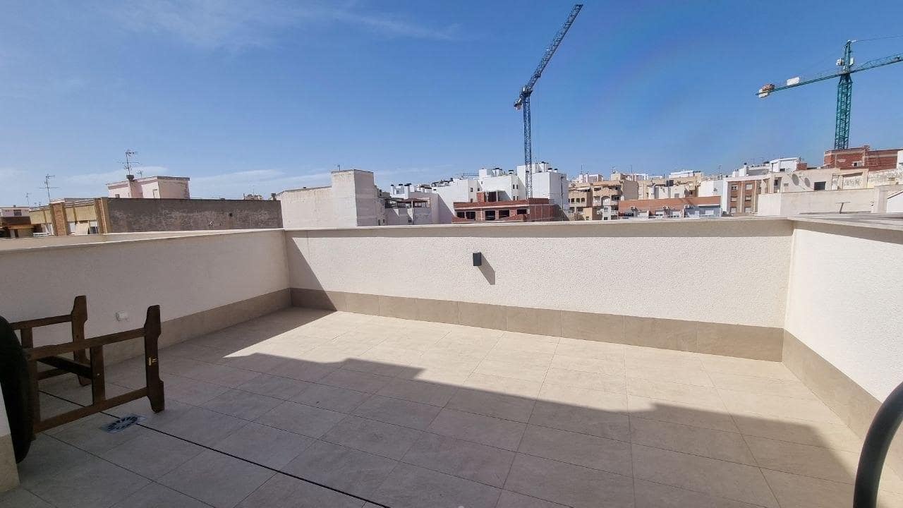 2 chambre Penthouse à vendre à Torrevieja avec piscine - 341 000 € (Ref: 9758969)