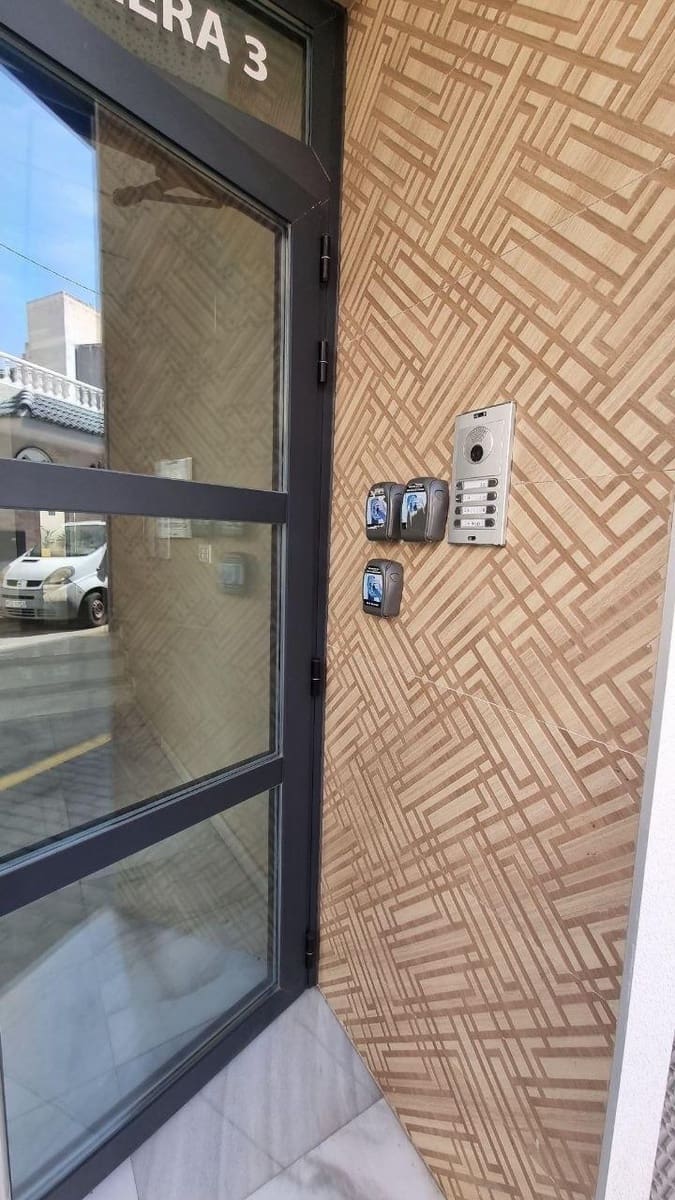 2 chambre Penthouse à vendre à Torrevieja avec piscine - 341 000 € (Ref: 9758969)