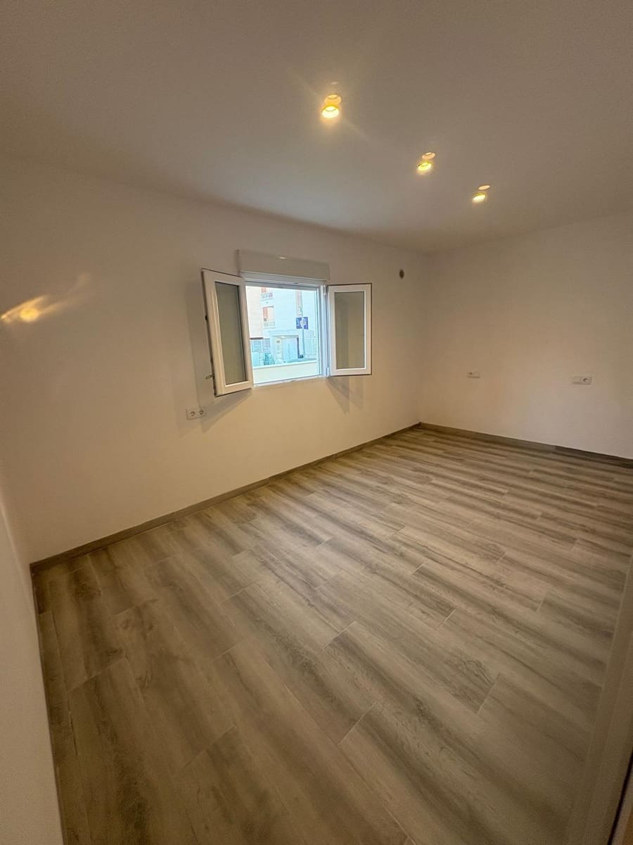 2 sovrum Radhus till salu i Torrevieja - 235 000 € (Ref: 9761981)