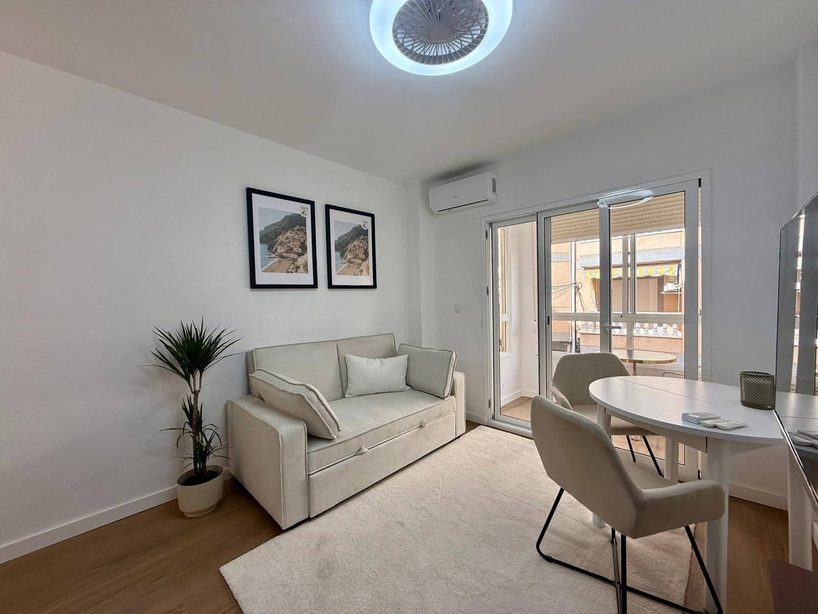 1 Zimmer Apartment zu verkaufen in Torrevieja - 109.900 € (Ref: 9761982)