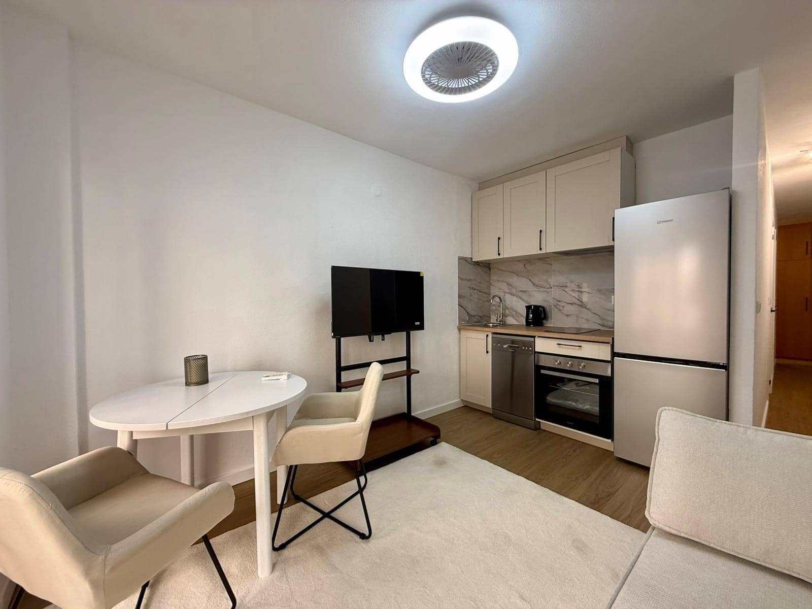 1 Zimmer Apartment zu verkaufen in Torrevieja - 109.900 € (Ref: 9761982)