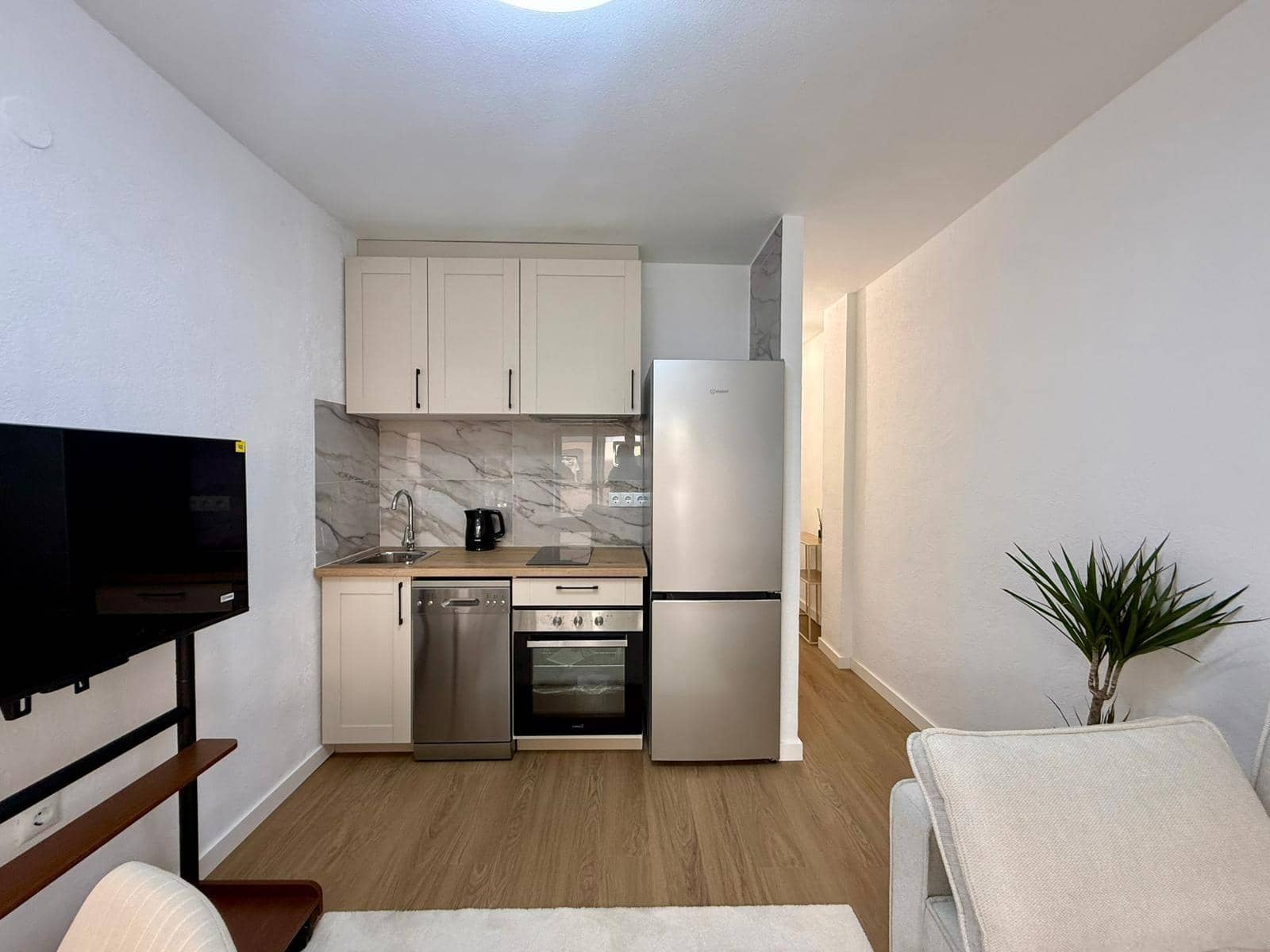 1 Zimmer Apartment zu verkaufen in Torrevieja - 109.900 € (Ref: 9761982)