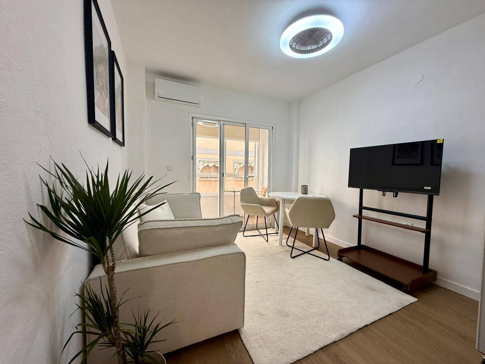 1 Zimmer Apartment zu verkaufen in Torrevieja - 109.900 € (Ref: 9761982)