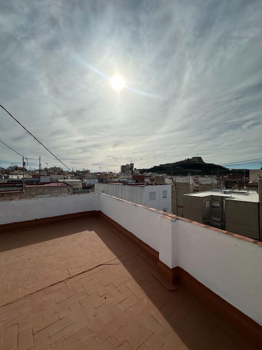 2 quarto Apartamento para venda em Alicante cidade - 140 000 € (Ref: 9761984)