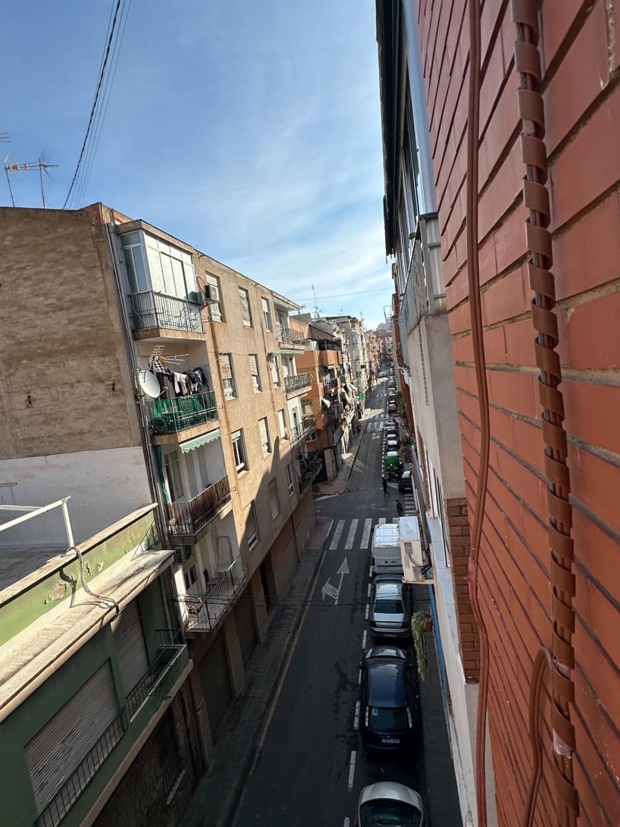 2 quarto Apartamento para venda em Alicante cidade - 140 000 € (Ref: 9761984)