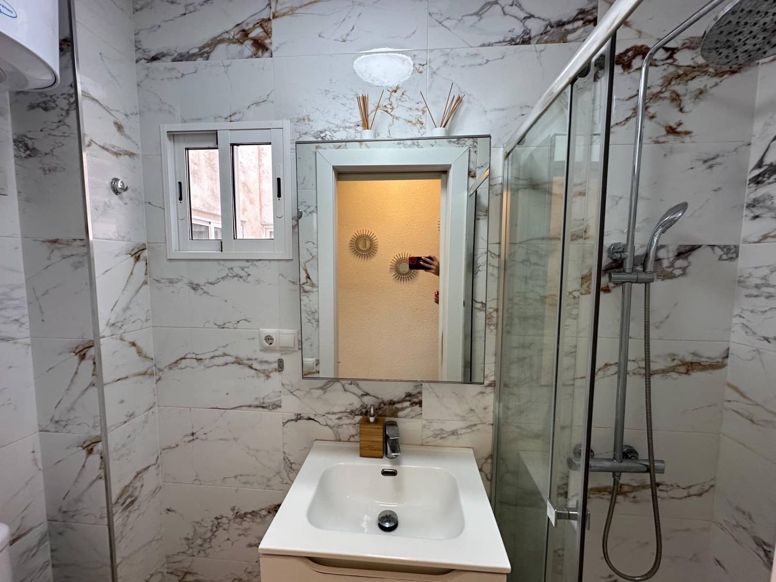 2 bedroom Apartment for sale in Alicante / Alacant city - € 136,000 (Ref: 9761984)