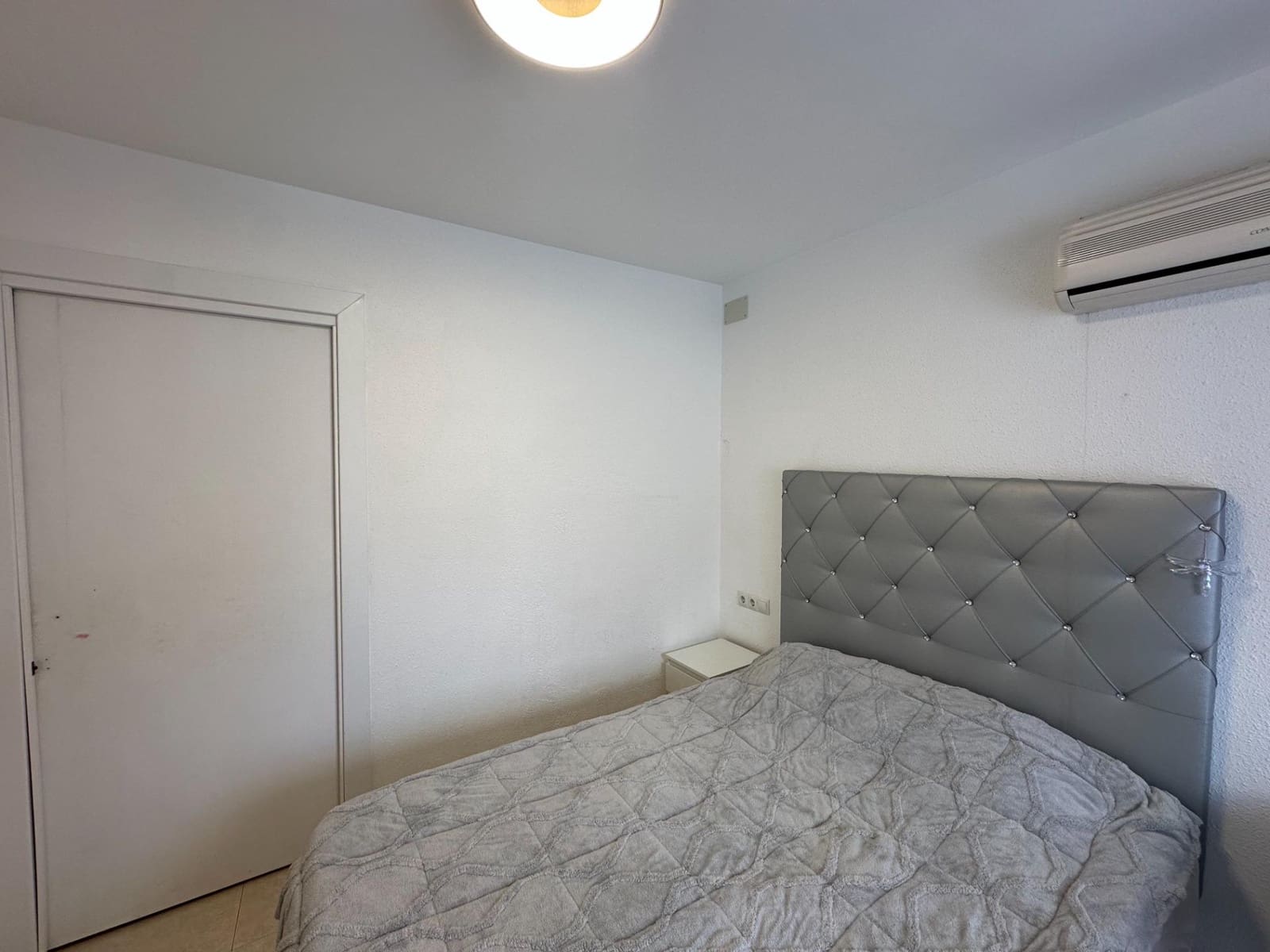 2 bedroom Apartment for sale in Alicante / Alacant city - € 136,000 (Ref: 9761984)
