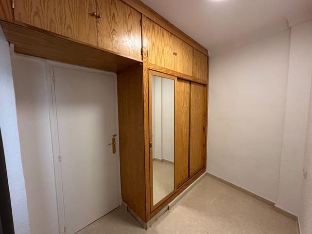 2 sypialnia Apartament na sprzedaż w Carolinas Bajas, Miasto Alicante / Alacant - 140 000 € (Ref: 9761984)