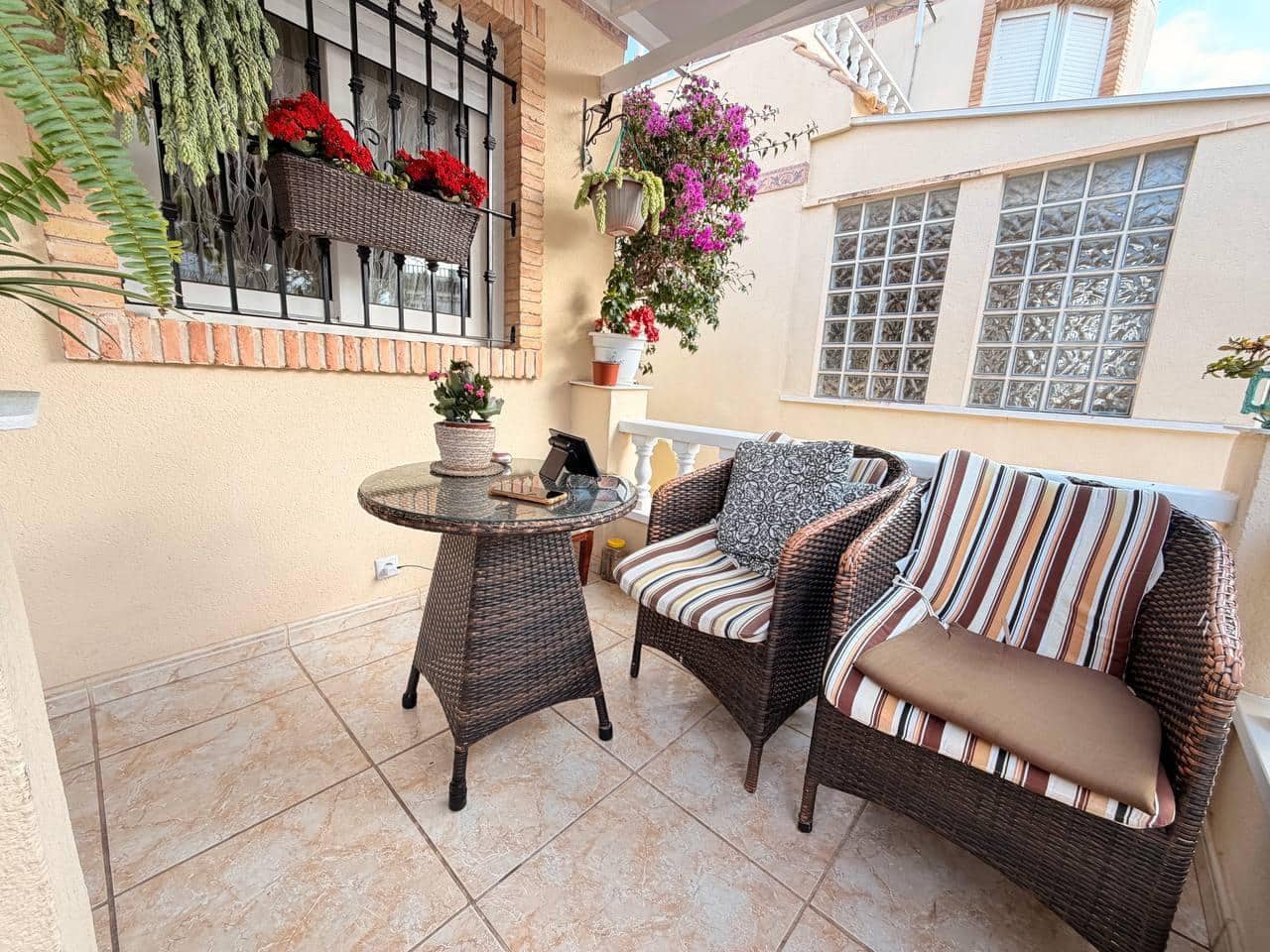 3 bedroom Terraced Villa for sale in Orihuela Costa with pool - € 229,000 (Ref: 9765132)