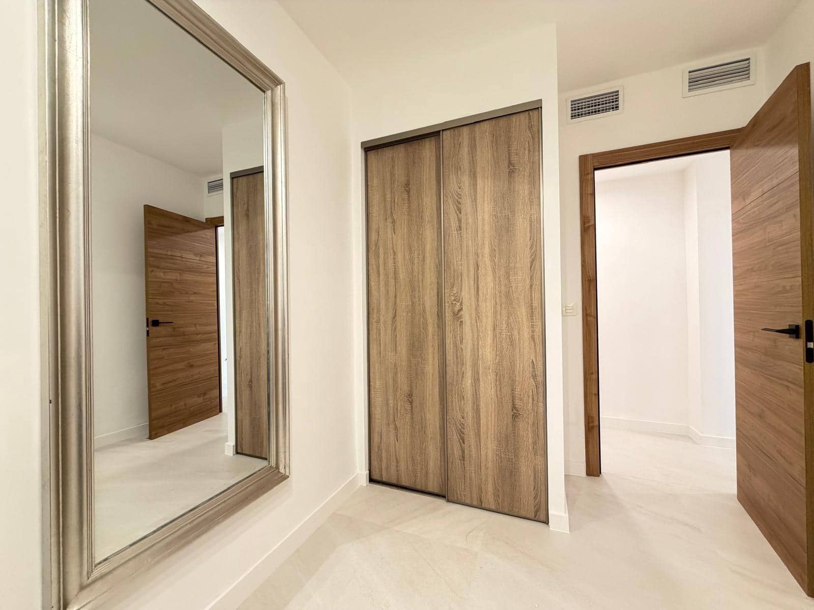 4 soveværelse Lejlighed til salg i Torrevieja - € 277.000 (Ref: 9770662)