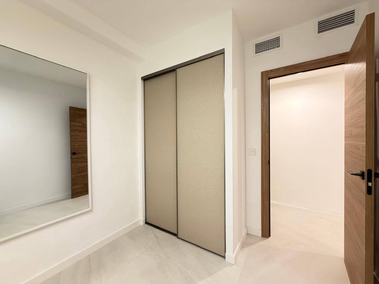 4 soveværelse Lejlighed til salg i Torrevieja - € 277.000 (Ref: 9770662)