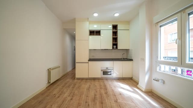 2 bedroom Flat for sale in Imperial, Madrid city - € 487,000 (Ref: 9770663)