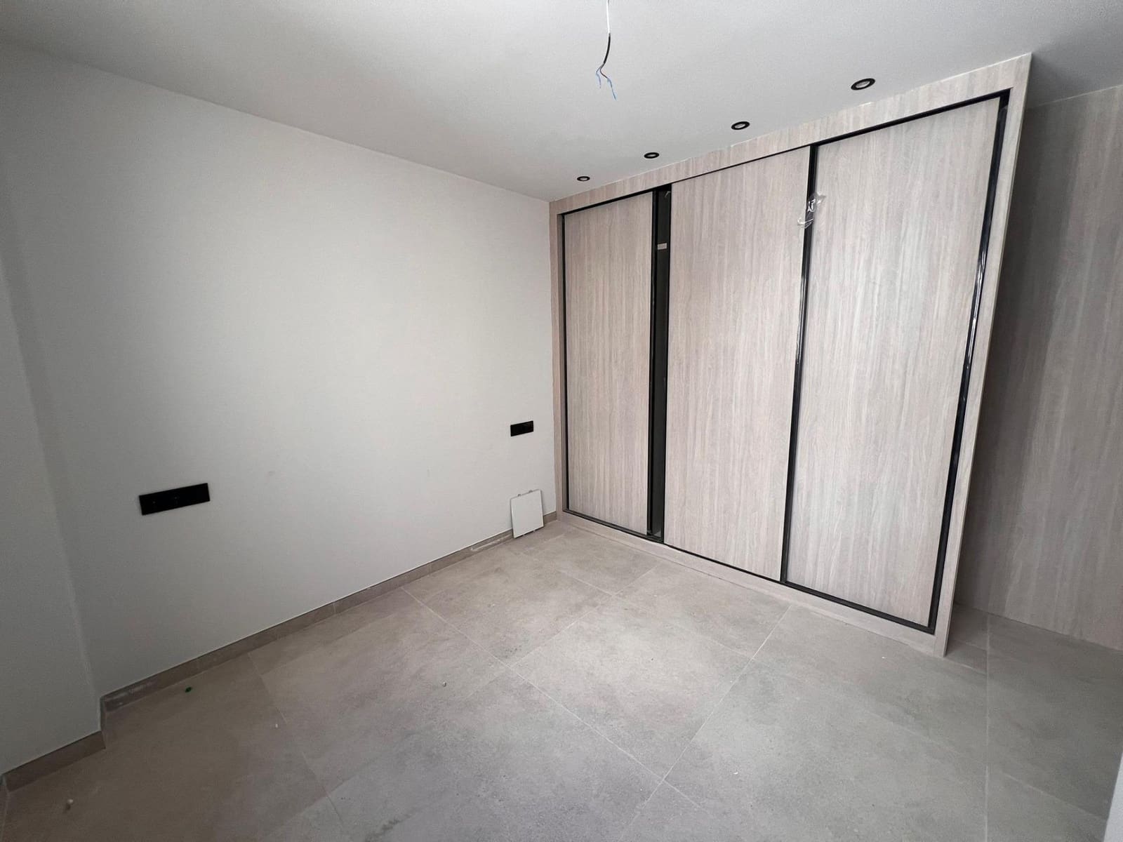 2 sypialnia Mieszkanie na sprzedaż w Miasto Alicante / Alacant z basenem - 299 000 € (Ref: 9773063)