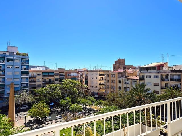 3 camera da letto Appartamento in vendita in Carolinas Altas, Alicante città - 155.000 € (Rif: 9778132)