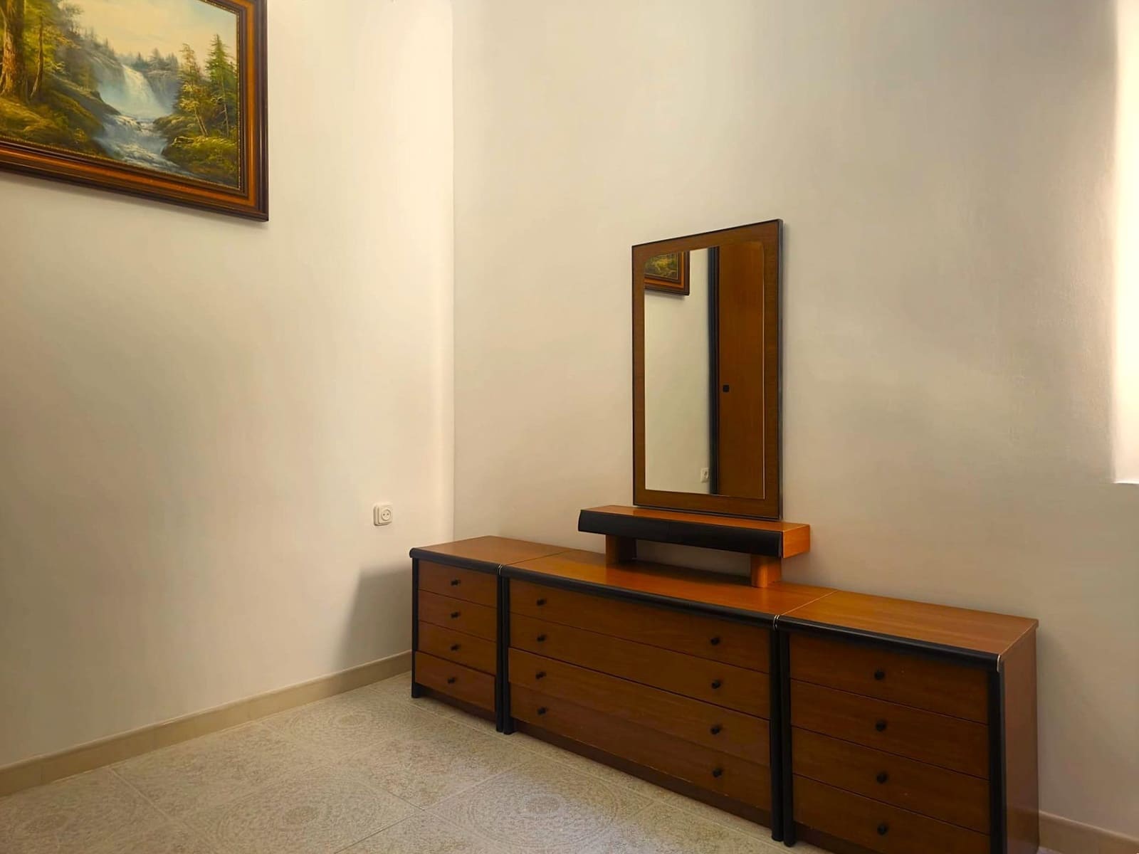 3 bedroom Apartment for sale in Alicante / Alacant city - € 155,000 (Ref: 9778132)