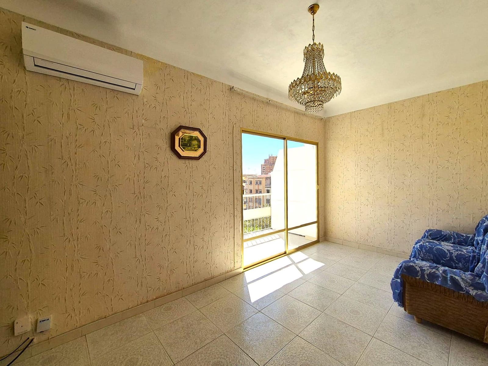 3 bedroom Apartment for sale in Alicante / Alacant city - € 155,000 (Ref: 9778132)