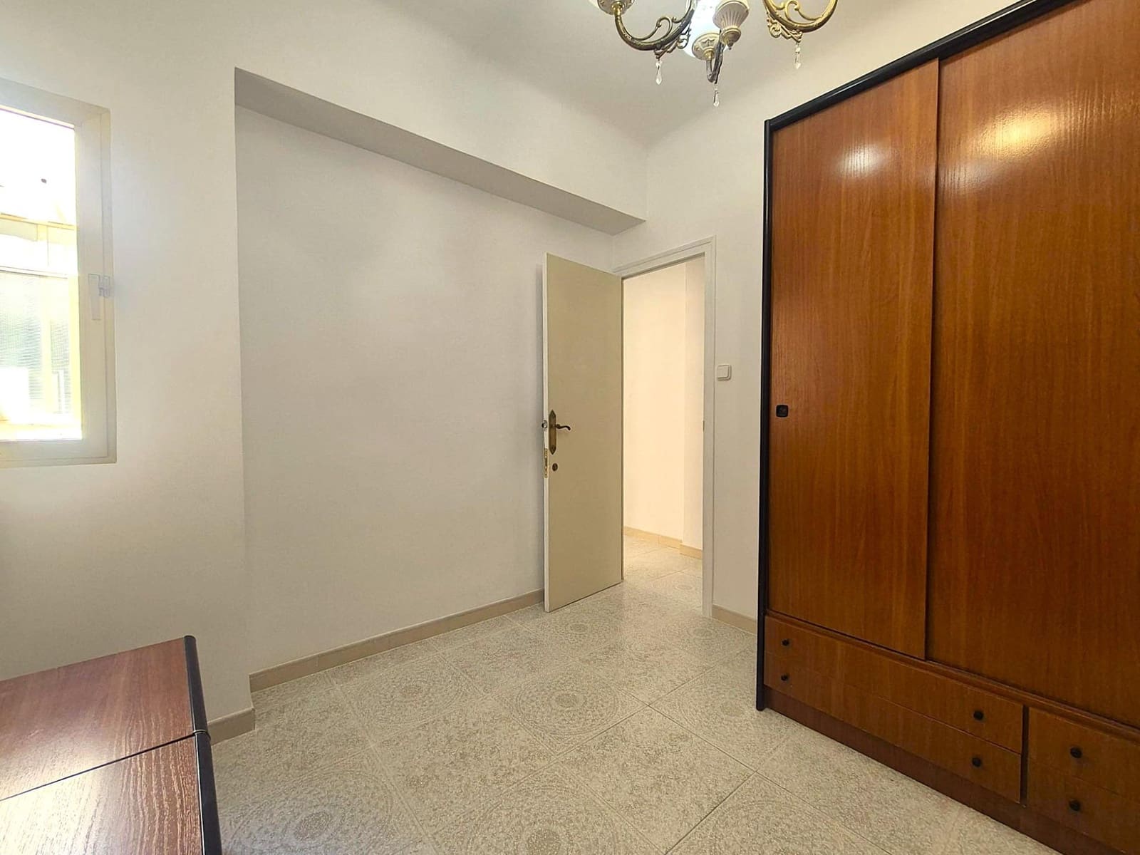 3 bedroom Apartment for sale in Alicante / Alacant city - € 155,000 (Ref: 9778132)