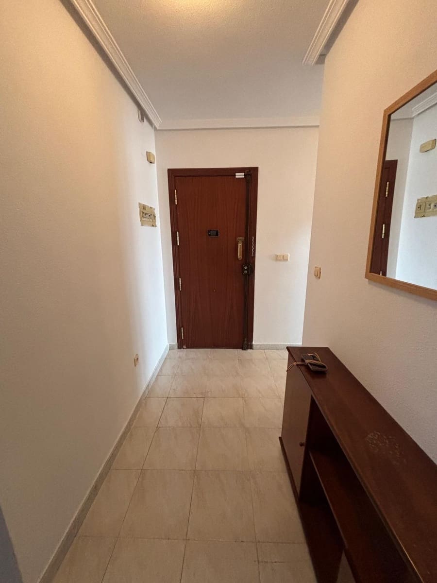 Apartamento de 3 habitaciones en Torrevieja en venta - 169.900 € (Ref: 9778134)