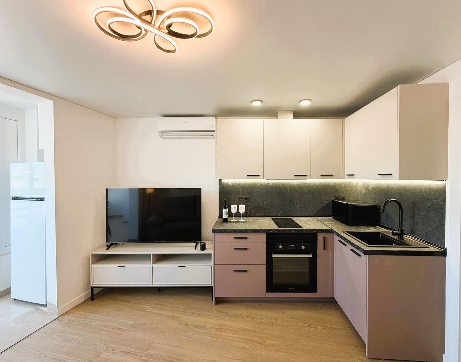 Apartamento de 1 habitación en Torrevieja en venta - 155.000 € (Ref: 9780557)