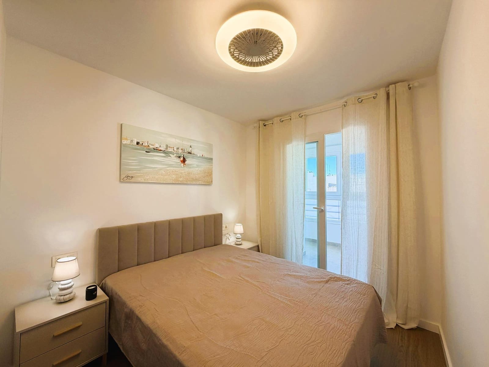 Apartamento de 1 habitación en Torrevieja en venta - 155.000 € (Ref: 9780557)