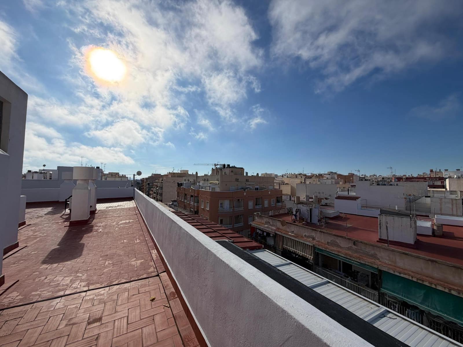 Apartamento de 1 habitación en Torrevieja en venta - 155.000 € (Ref: 9780557)