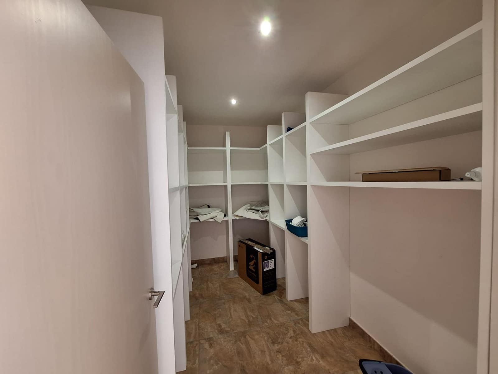 4 soverom Villa til salgs i Torrevieja med svømmebasseng garasje - € 1 050 000 (Ref: 9780558)