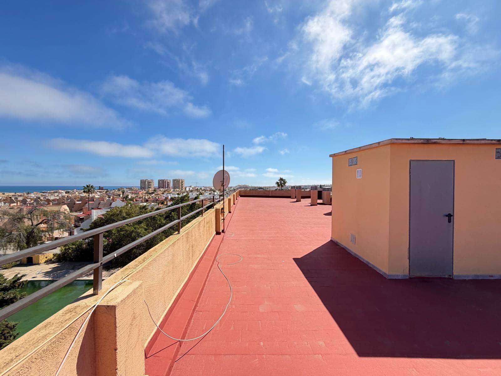 Studio na sprzedaż w Torrevieja - 85 000 € (Ref: 9780559)