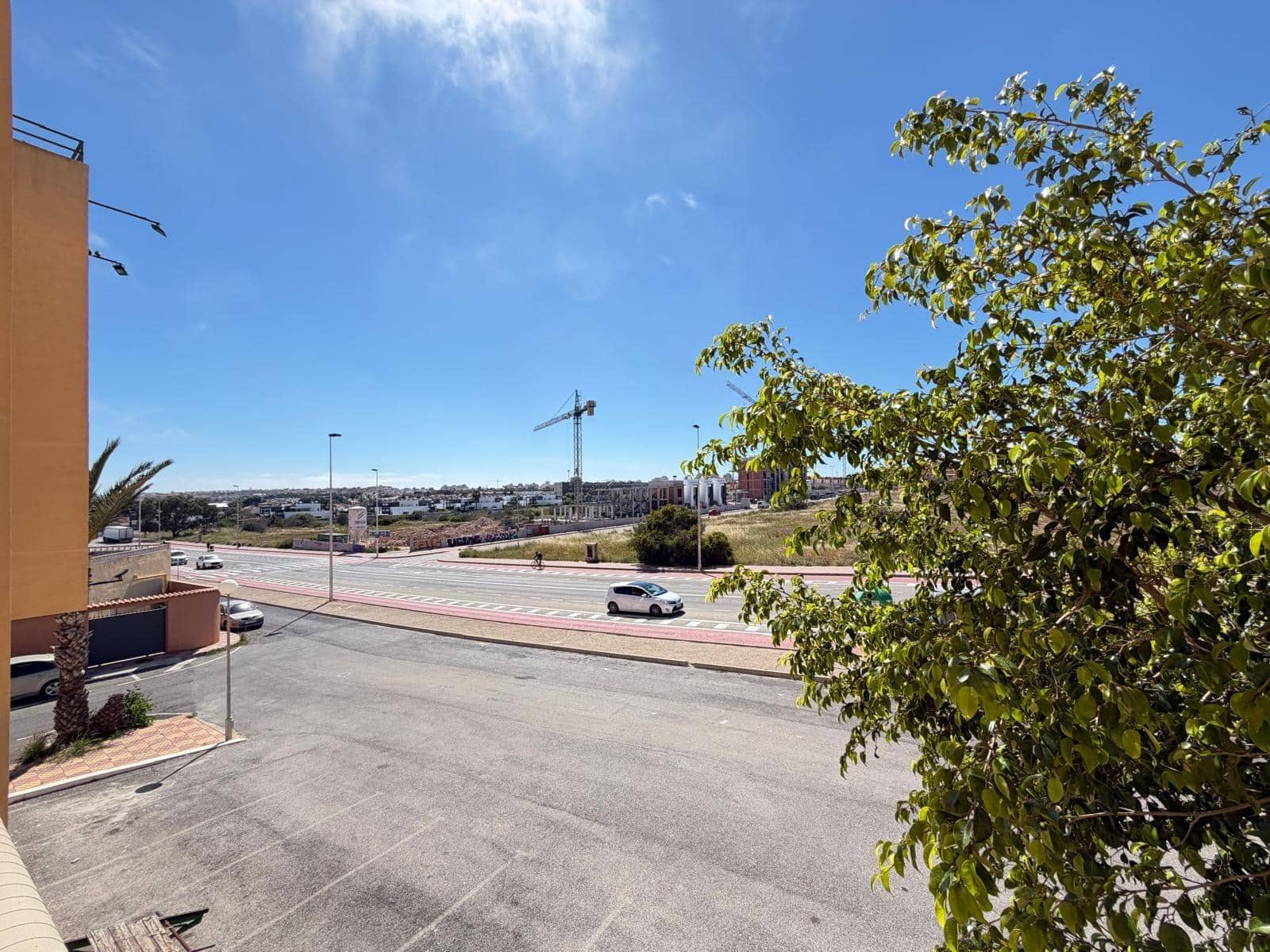 Studio na sprzedaż w Torrevieja - 85 000 € (Ref: 9780559)