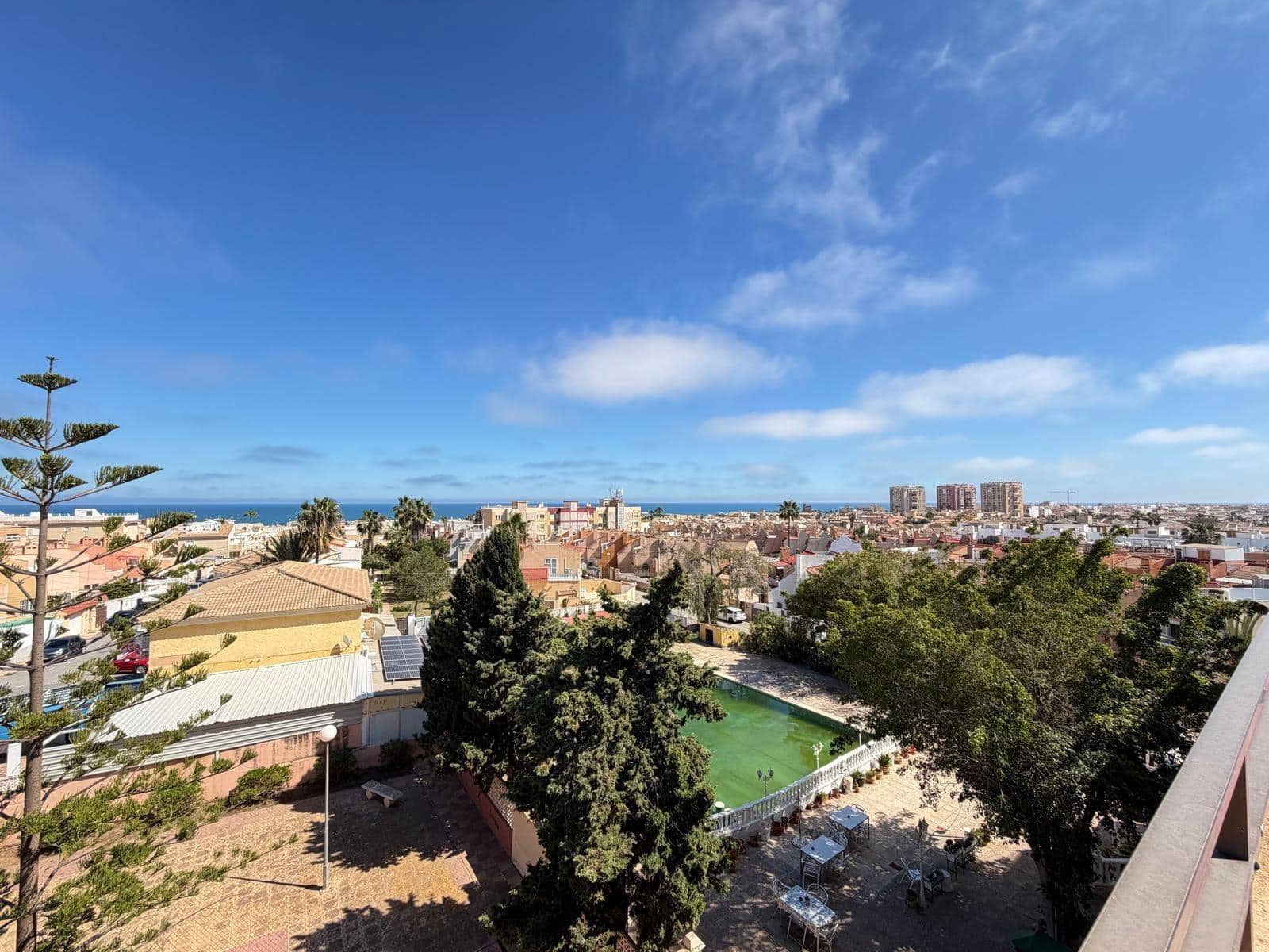 Studio na sprzedaż w Torrevieja - 85 000 € (Ref: 9780559)