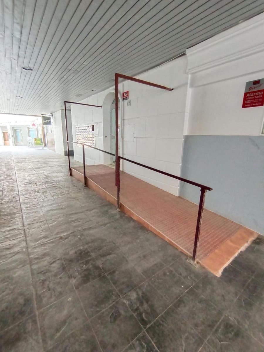 Appartement te koop in Torrevieja - € 125.000 (Ref: 9780560)